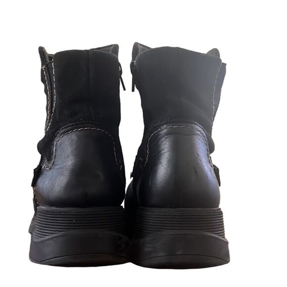 CLARKS AVELEIGH BLACK BOOTS‎ SIZE 10 - Picture 2 of 6